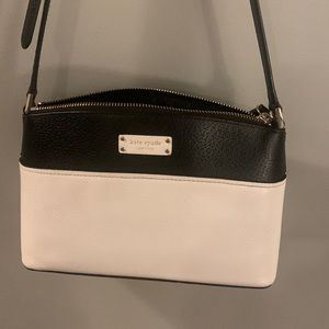 Kate Spade Crossbody purse